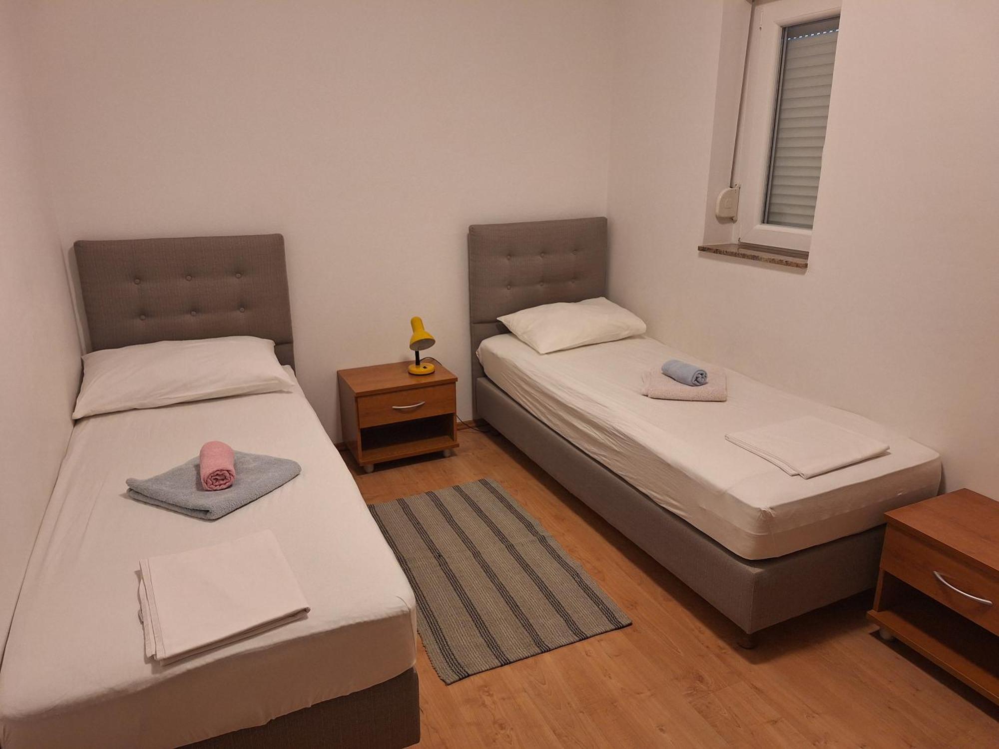 Apartments Vodopija 300M To The Beach Sveti Filip i Jakov Cameră foto